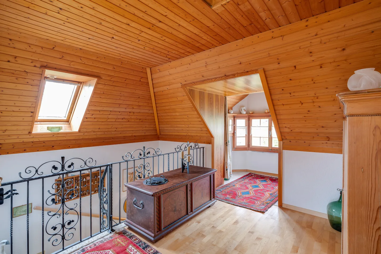 Seltene Gelegenheit! 5.5-Zimmer-EFH mit grossem Garten nahe Nidau-Büren-Kanal - Photo 11 of 13