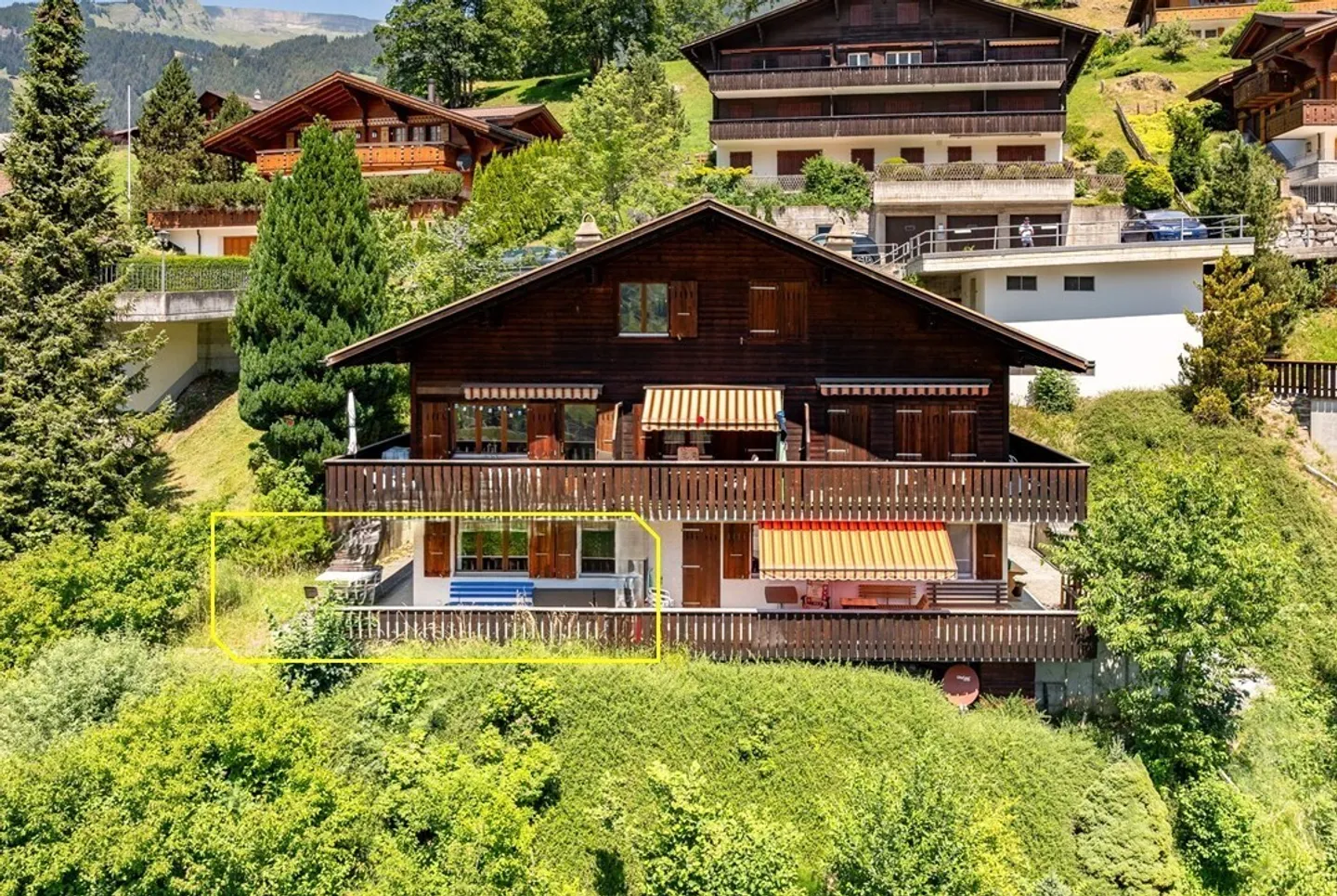 Holiday apartment with spectacular mountain view - a place to linger - Photo 1 of 13