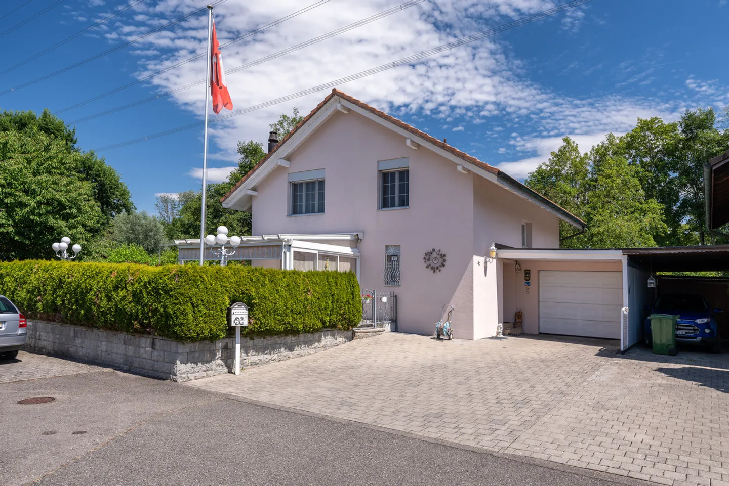 Charmantes Einfamilienhaus an der Aare - Foto 1 von 13