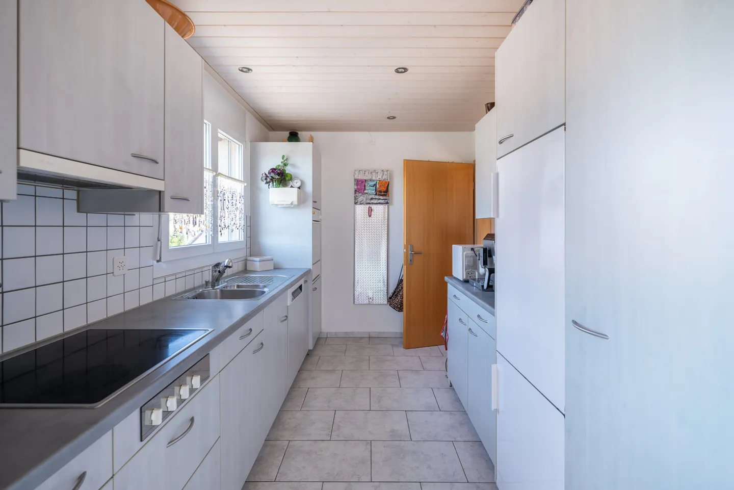 Nicht alle Tage! Wunderbare 4.5 -5.5 Zi.-Dachwohnung mit Galerie - Foto 4 von 13