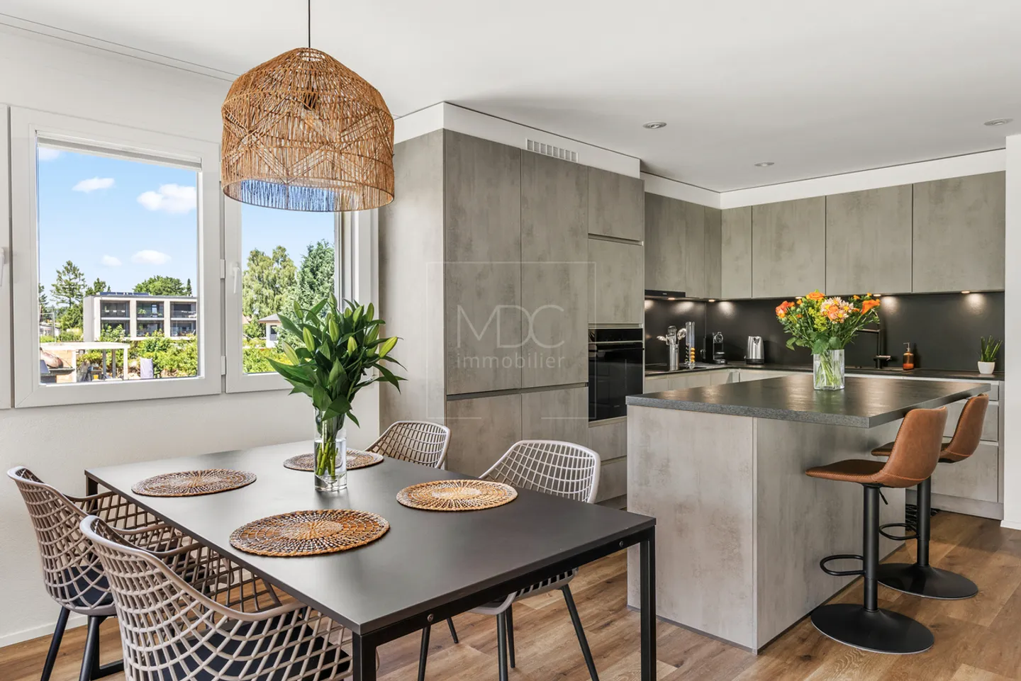 Bellissimo duplex di 4,5 locali in un edificio costruito nel 2024 a Corminboeuf - Foto 3 di 9