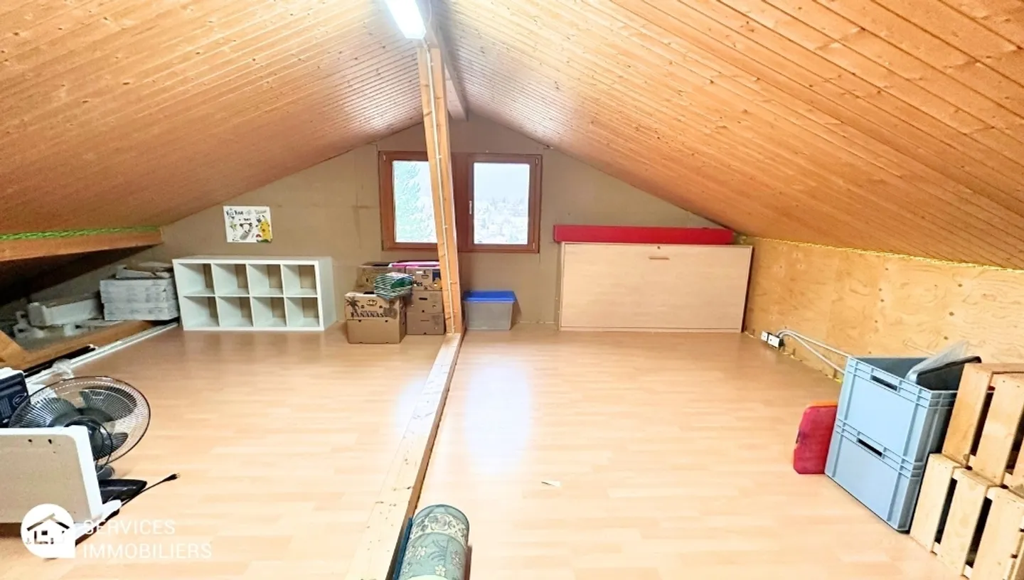 Villa molto spaziosa con studio indipendente - Foto 11 di 13