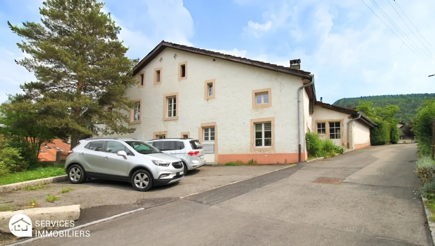 Multifamily House - Former Farm of the Bernese Jura - Photo 2 of 13