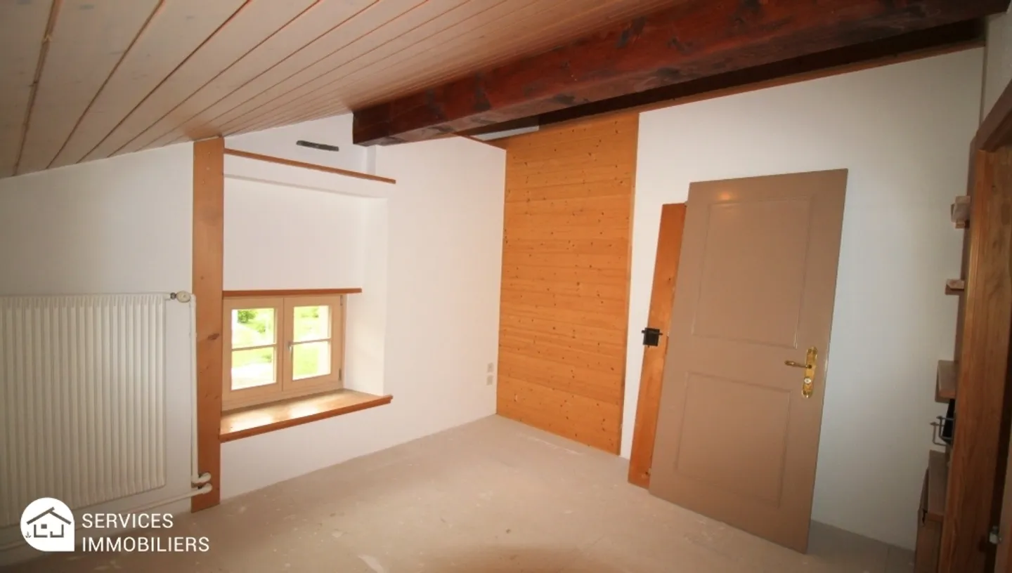 Multifamily House - Former Farm of the Bernese Jura - Photo 12 of 13