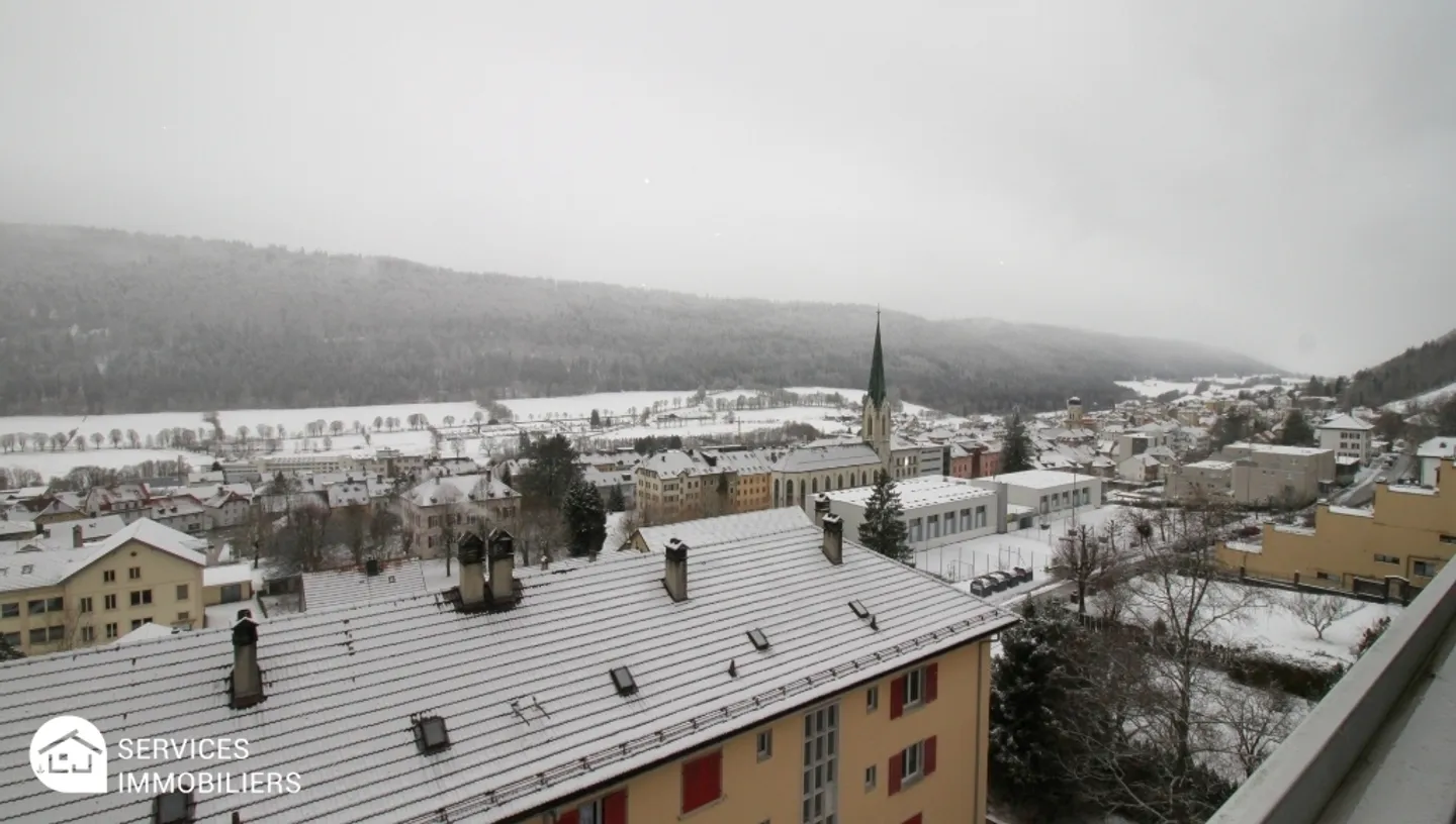Appartamento molto soleggiato con vista libera sulla valle - Foto 1 di 13
