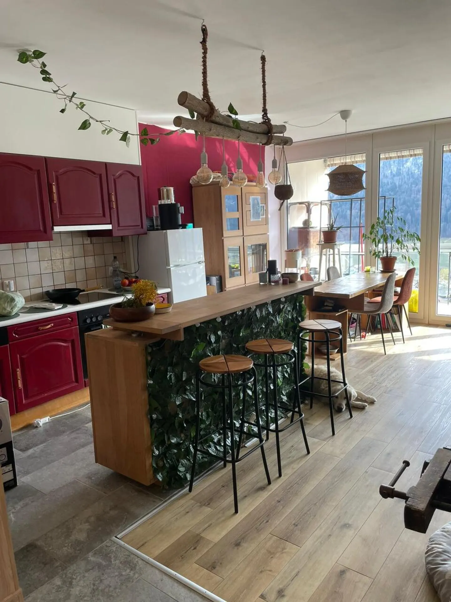 Appartement ensoleillé avec vue - Photo 4 sur 13