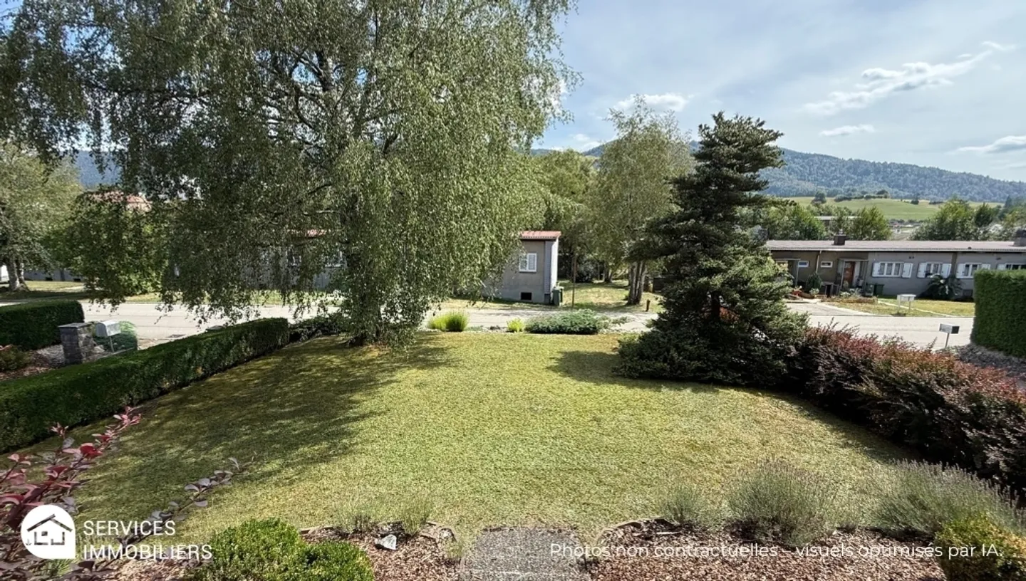 Belle maison familiale très bien située avec magnifique jardin - Photo 4 sur 13