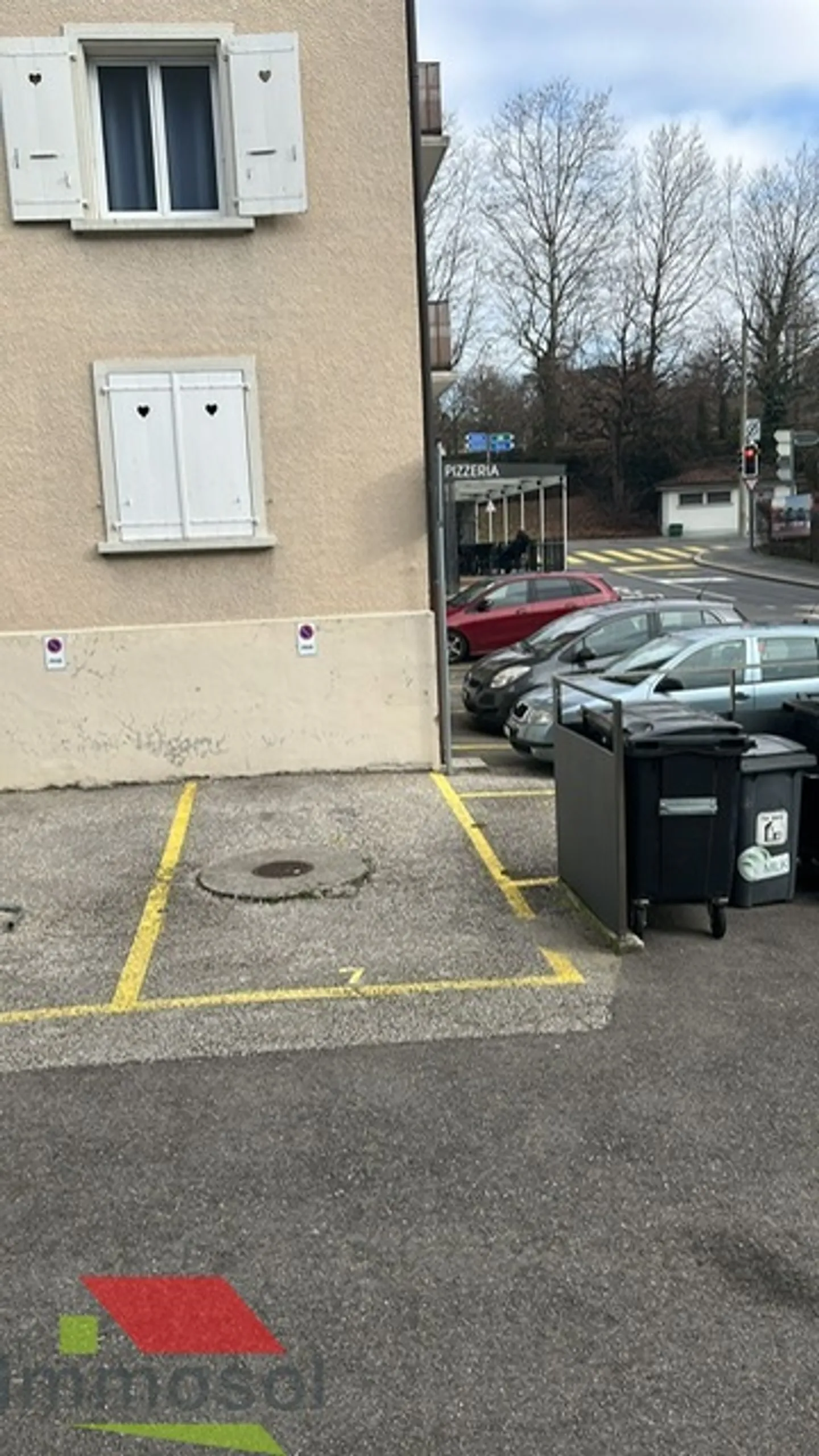 Posti auto esterni in affitto - Foto 4 di 4