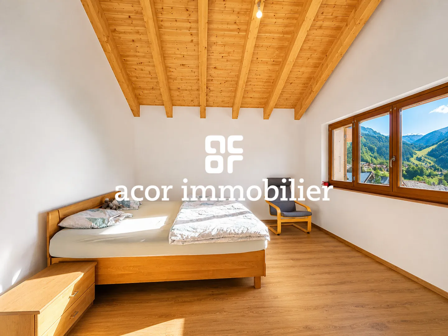 Bright chalet in Evolène with unobstructed mountain views - Photo 4 of 5