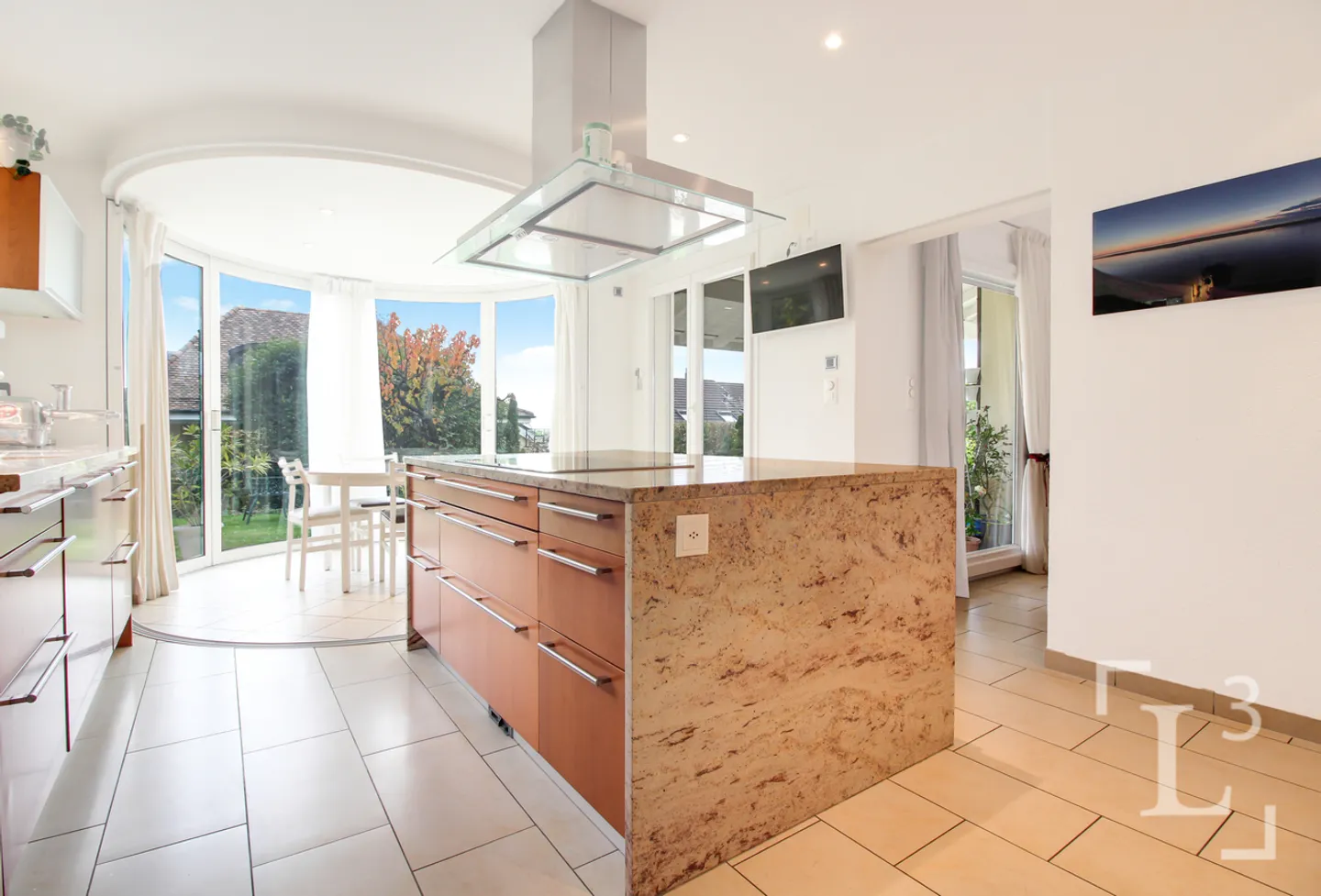 Rare! Villa familiale avec jardin proche du centre-ville de Rolle - Foto 9 di 13