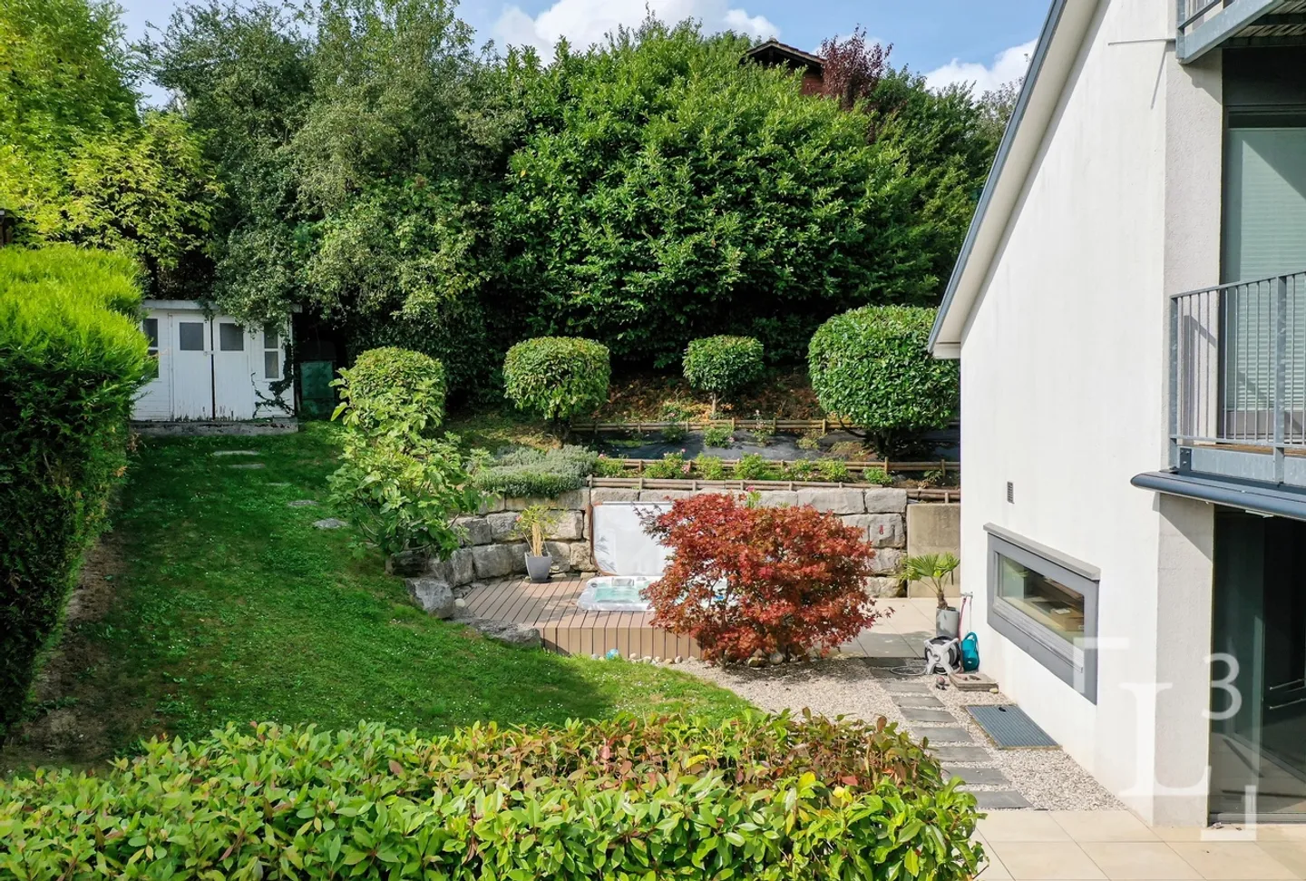 Maison contemporaine en pignon avec jardin et vue les Alpes - Foto 3 di 13