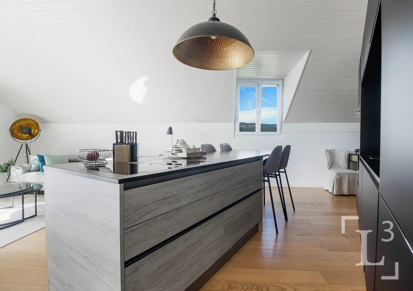 City center! Luxury 3.5 room penthouse with balcony - Photo 7 of 13