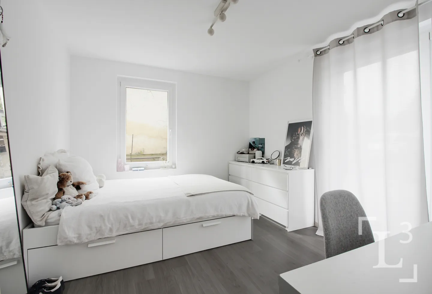 Stehend! 4.5-Zimmer-Wohnung mit privatem Garten - Foto 9 von 13