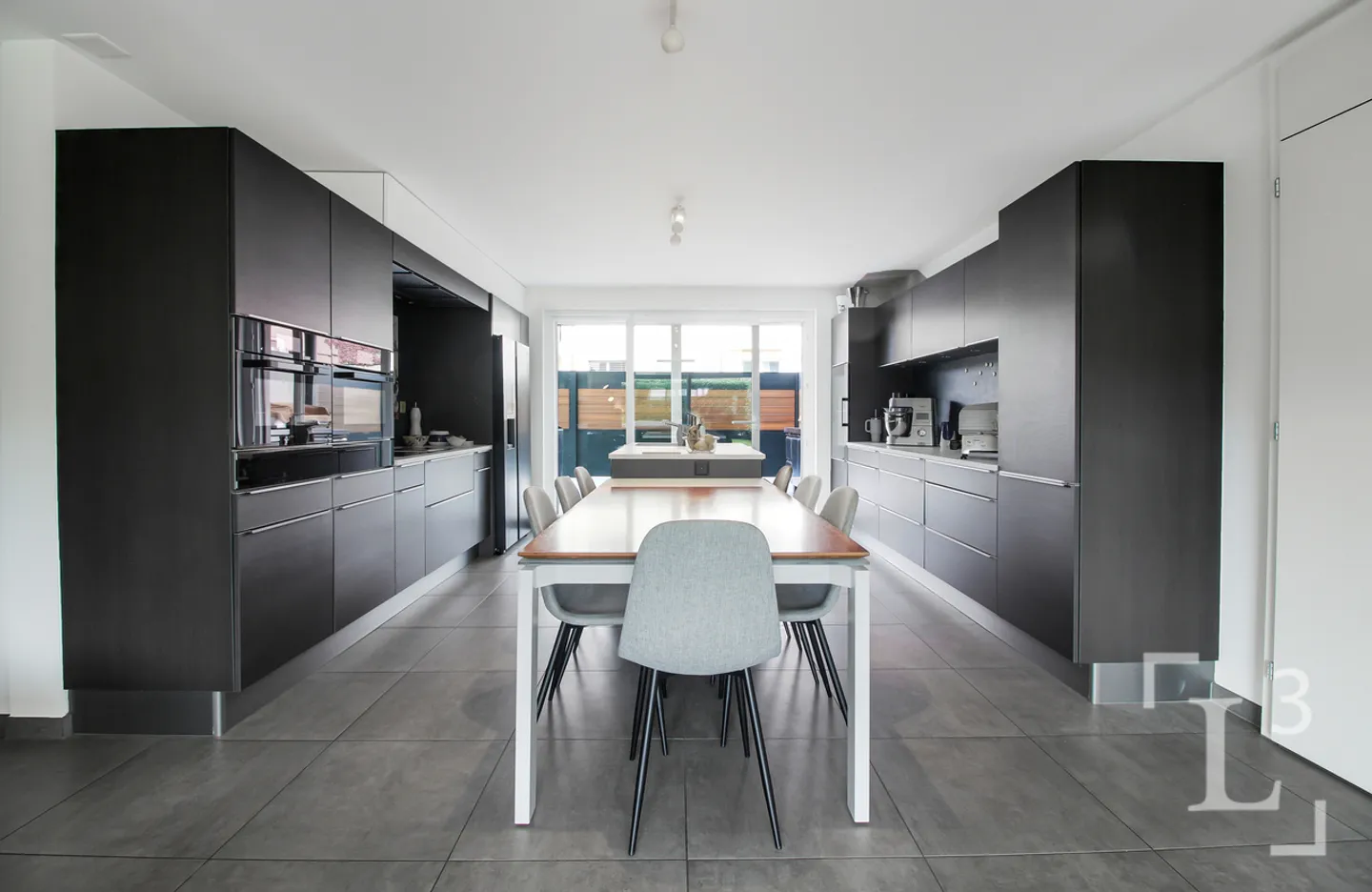 Stehend! 4.5-Zimmer-Wohnung mit privatem Garten - Foto 6 von 13