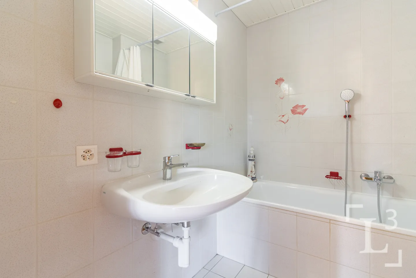 Attique familial de 5,5 pièces avec balcons - Photo 10 sur 13