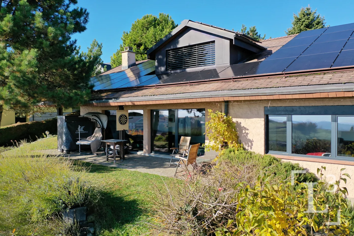 Vue panoramique lac! Spacieuse villa individuelle - Foto 3 von 13