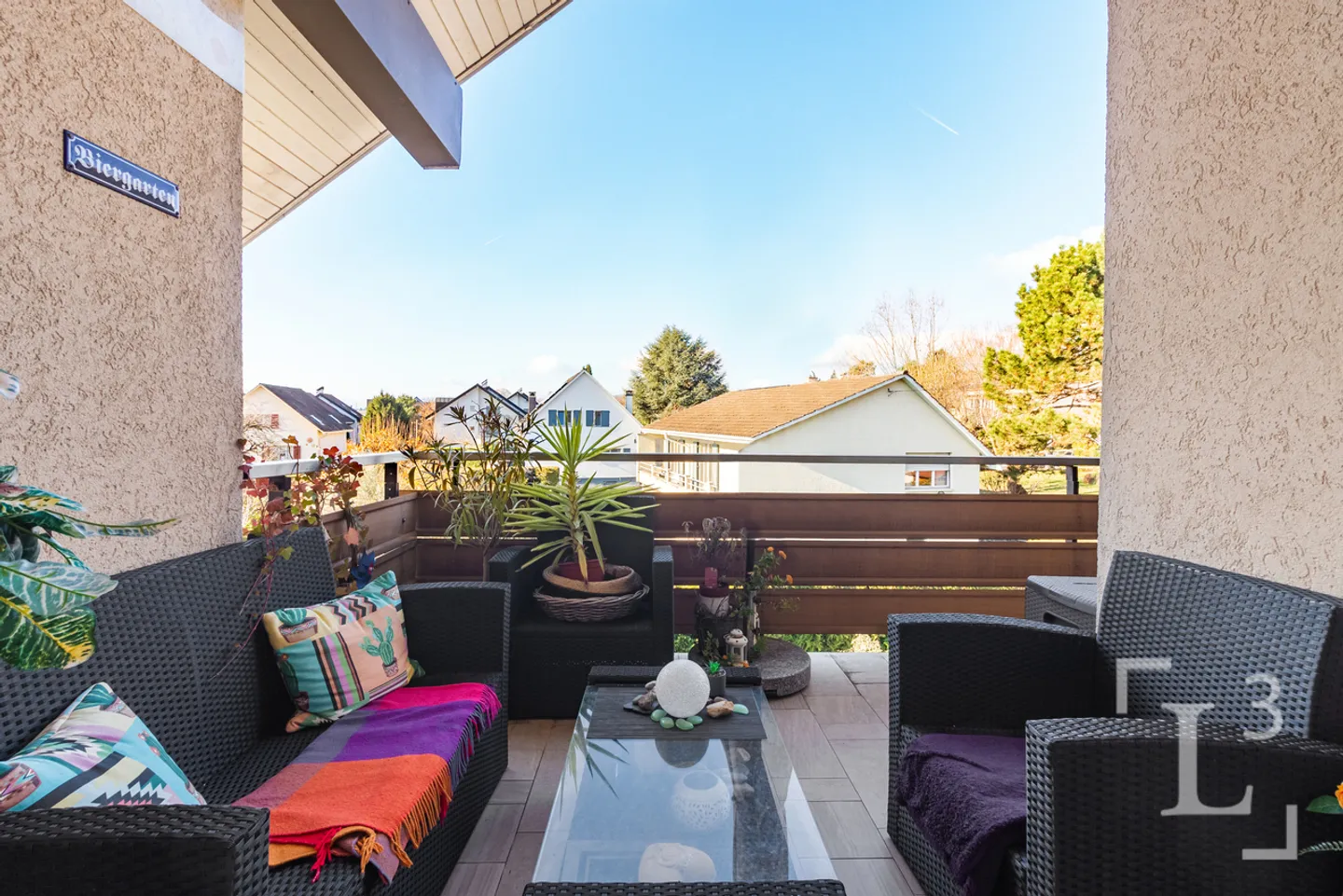 Family attic of 5.5 rooms with balconies - Photo 2 of 13
