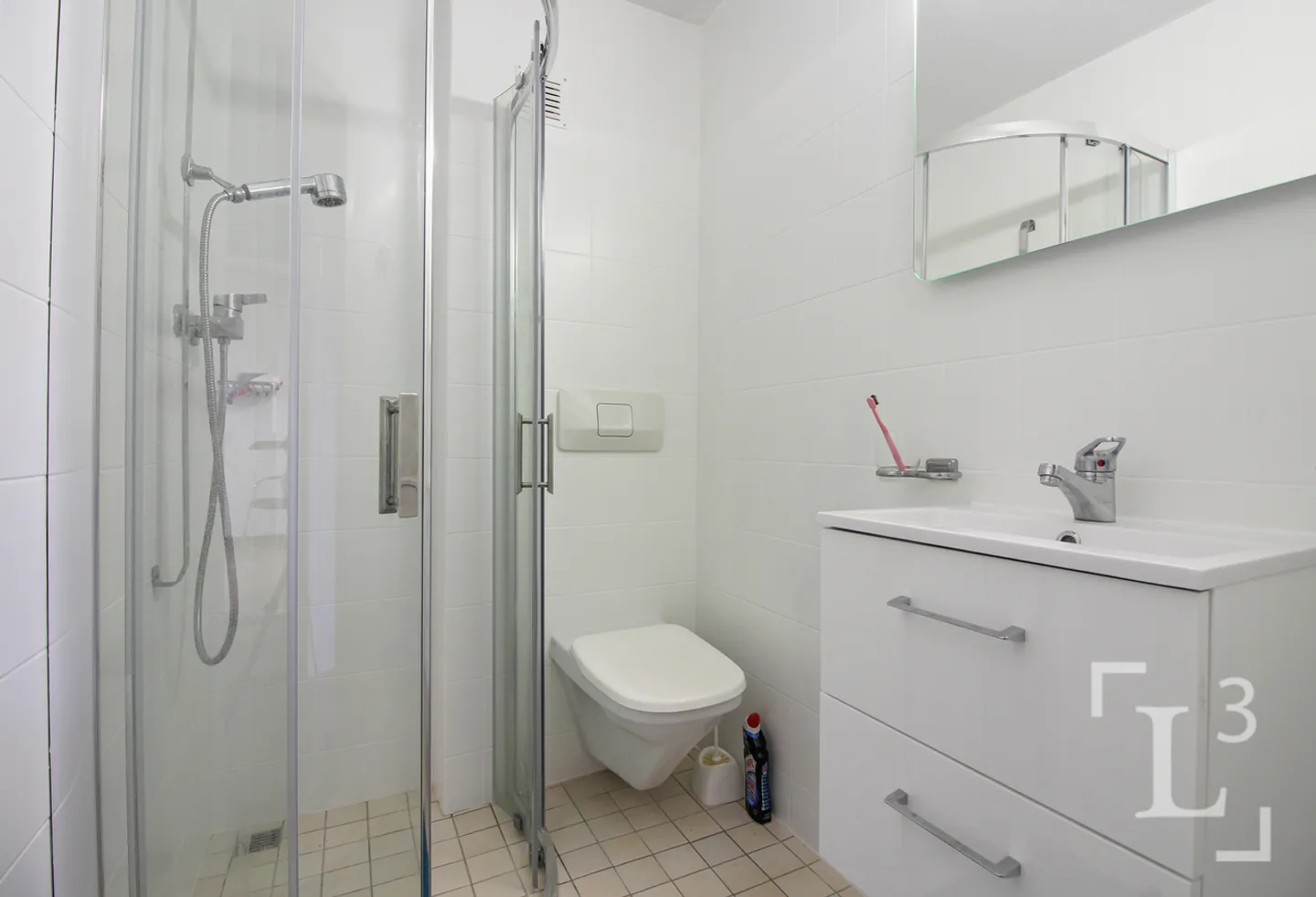 Maison Familiale Spacieuse avec Vue Alpestre - Photo 9 sur 13