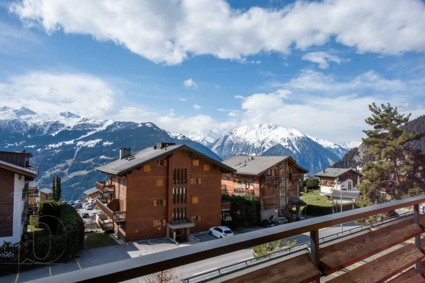 Centro Verbier - 126 m², balcone, garage e grande potenziale - Foto 8 di 11