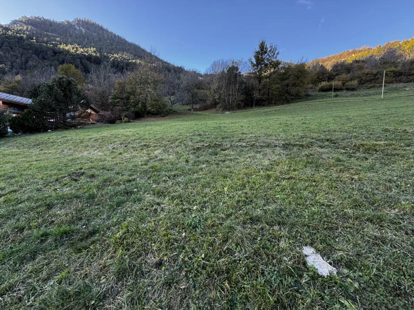 Terreno in pendenza con vista superba - calma e fascino a Vollèges - Foto 3 di 3