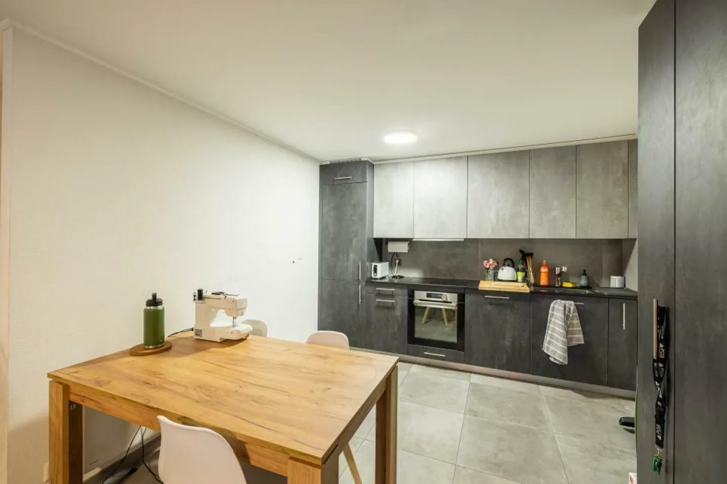 Mixed-use building with stable income - housing, commerce and parking - Photo 8 of 13