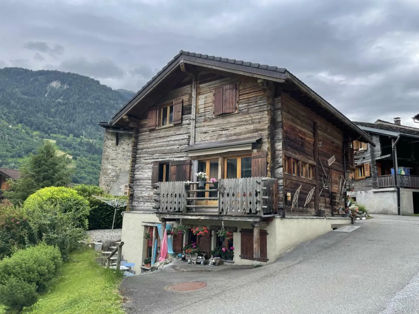 Grange rénovée - appartement indépendant, jardin et parking - Photo 1 sur 10