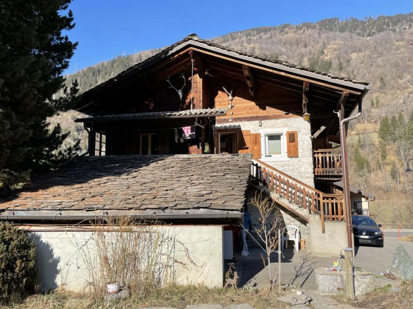 Dorfhaus voller Charakter mit Garten und Balkon - Foto 2 von 11