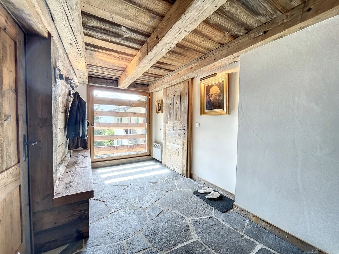 Außergewöhnliche alpine Residenz - Authentizität und Familienkomfort - Foto 9 von 13