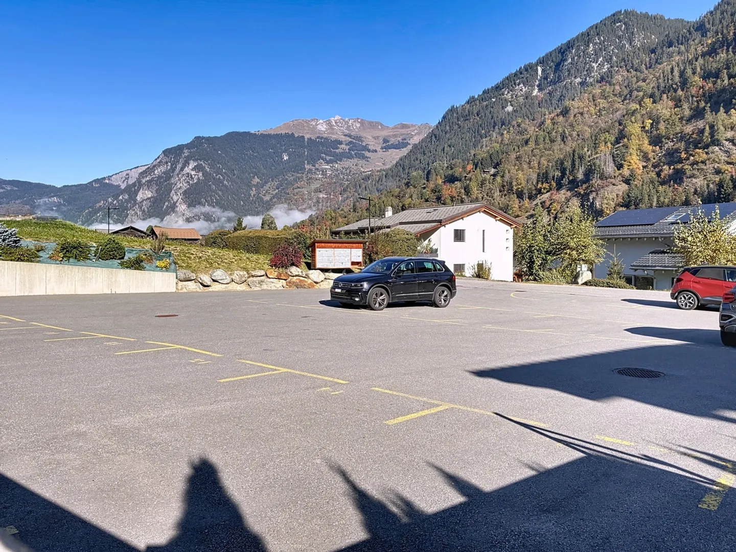 Outdoor parking space - simple, practical and available immediately - Photo 4 of 6