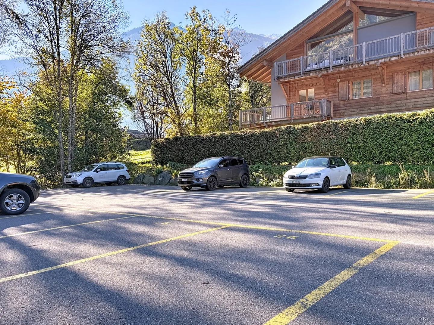 Outdoor parking space - simple, practical and available immediately - Photo 1 of 6