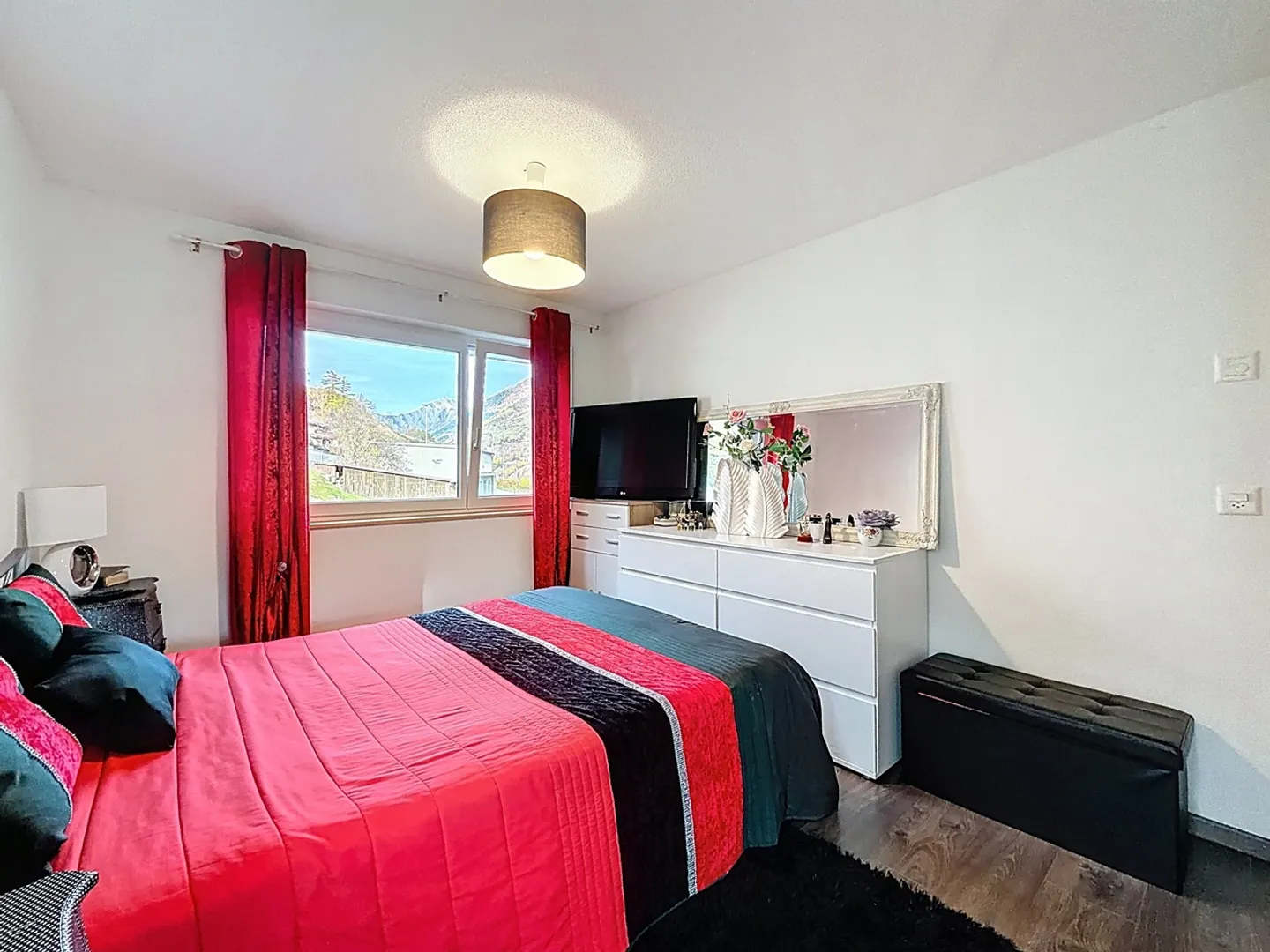 Appartement moderne avec terrasse et jardin au coeur d'Orsières - Photo 10 sur 13