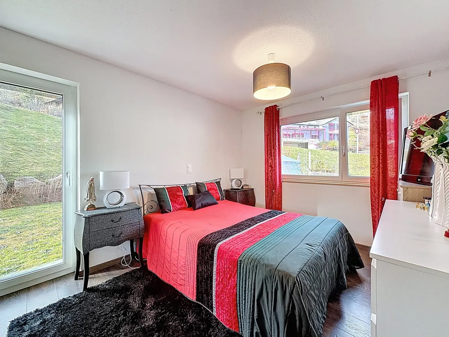 Appartement moderne avec terrasse et jardin au coeur d'Orsières - Photo 9 sur 13