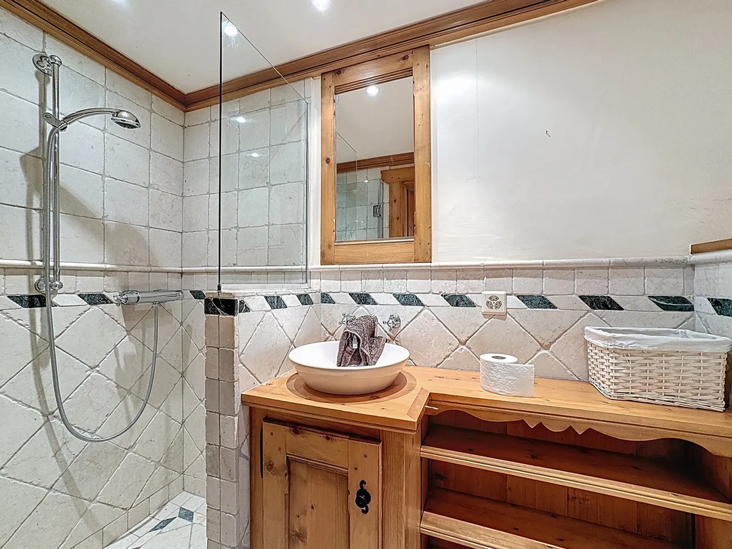 Il tuo campo base familiare nel cuore delle montagne - Foto 5 di 13