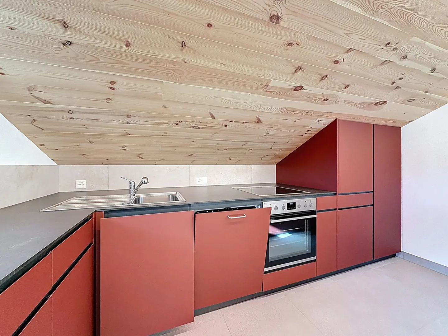 Unter den Dächern, Komfort und Licht! - Foto 3 von 13