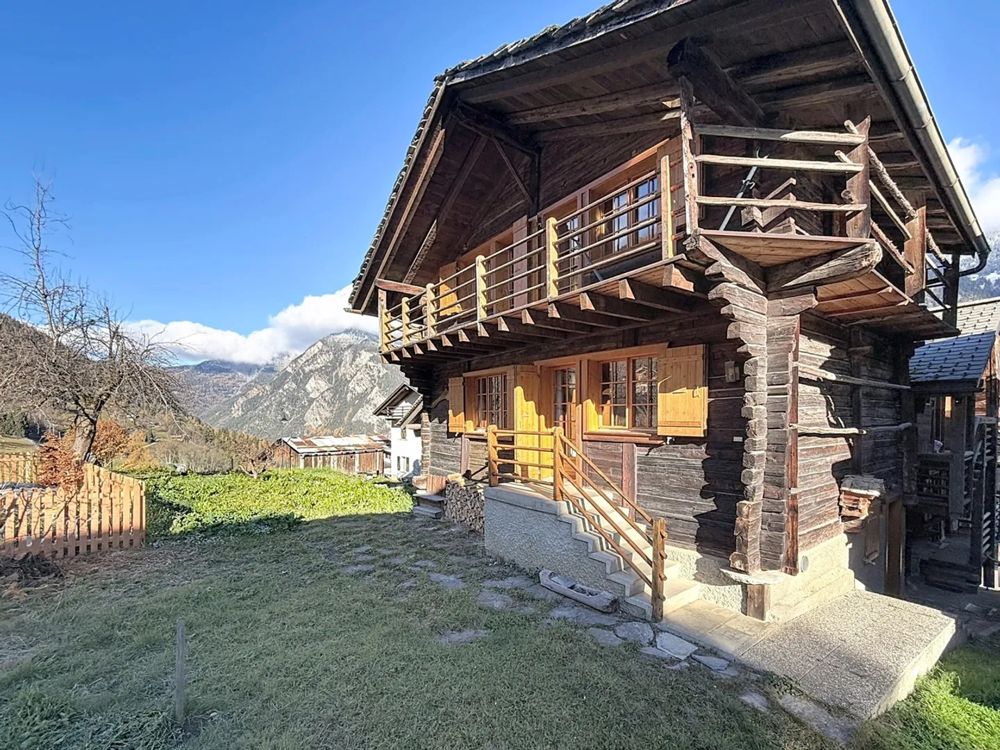 Chalet authentique à Bruson - L'esprit village, la vraie montagne - Photo 2 sur 13