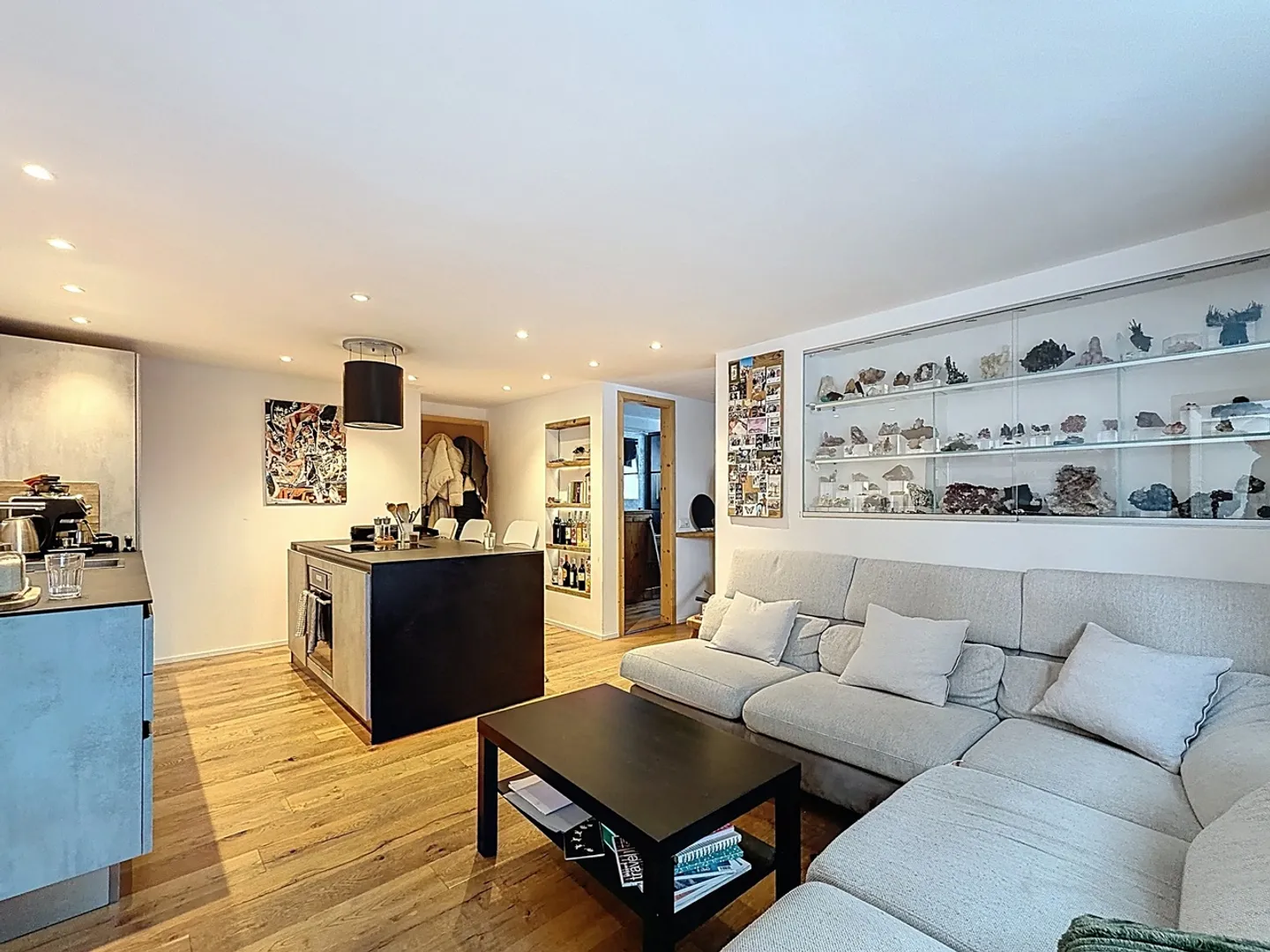 Renovierte Wohnung, zeitgenössischer Chalet-Stil im Herzen von Verbier - Foto 1 von 7