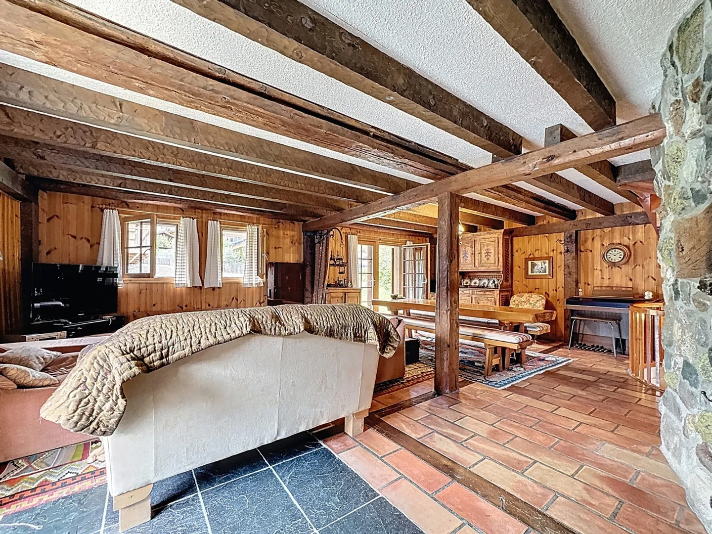 Chalet familial à Bruson - Garage, carnotzet et vues dégagées - Photo 5 sur 13