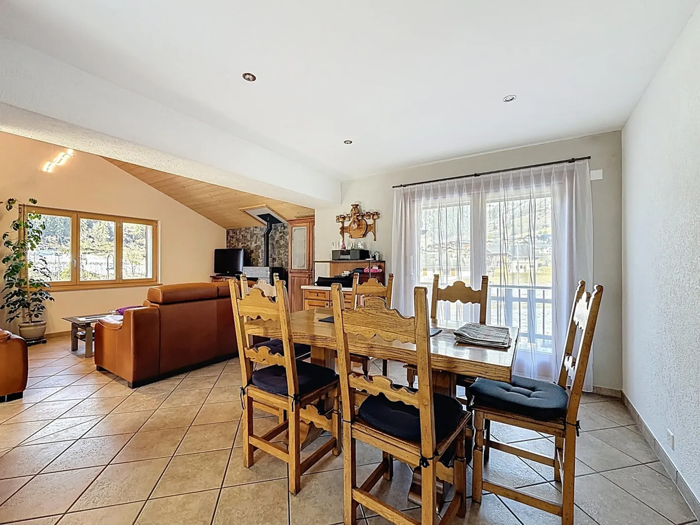 Your next home, ready to welcome your family - Photo 6 of 13