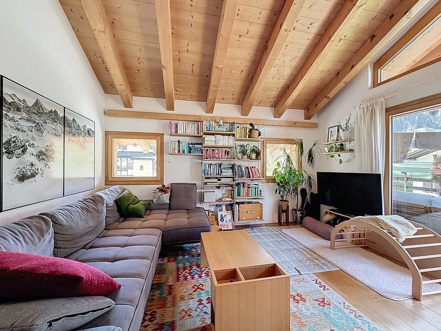 Exposed framework, solid parquet, full south bay windows - Photo 4 of 13