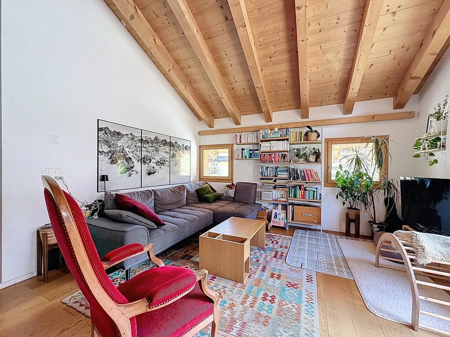 Exposed framework, solid parquet, full south bay windows - Photo 2 of 13