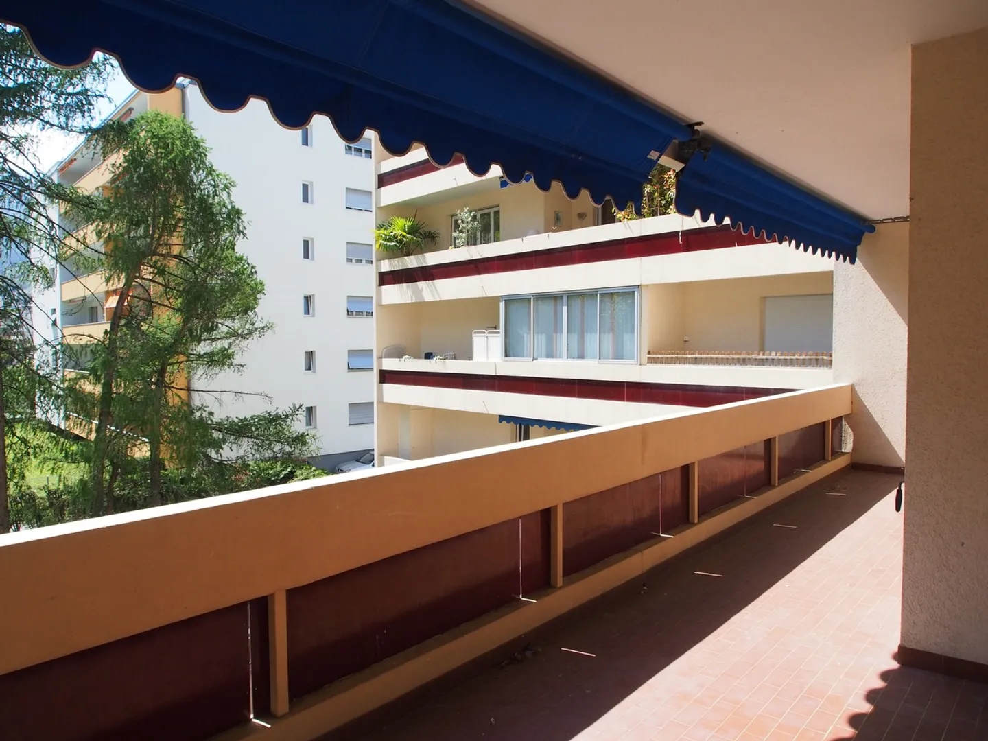 In the heart of Martigny, a generous 5½ room apartment with a view of the city - Photo 13 of 13