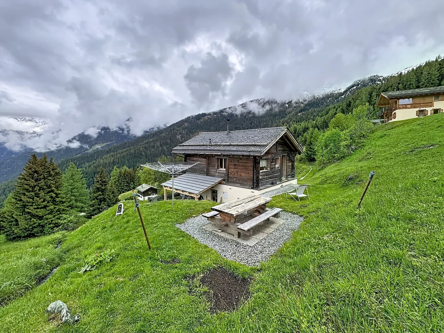 Chalet mit 3,5 Zimmern im Skigebiet Bruson - leben im Herzen der Berge - Foto 2 von 13
