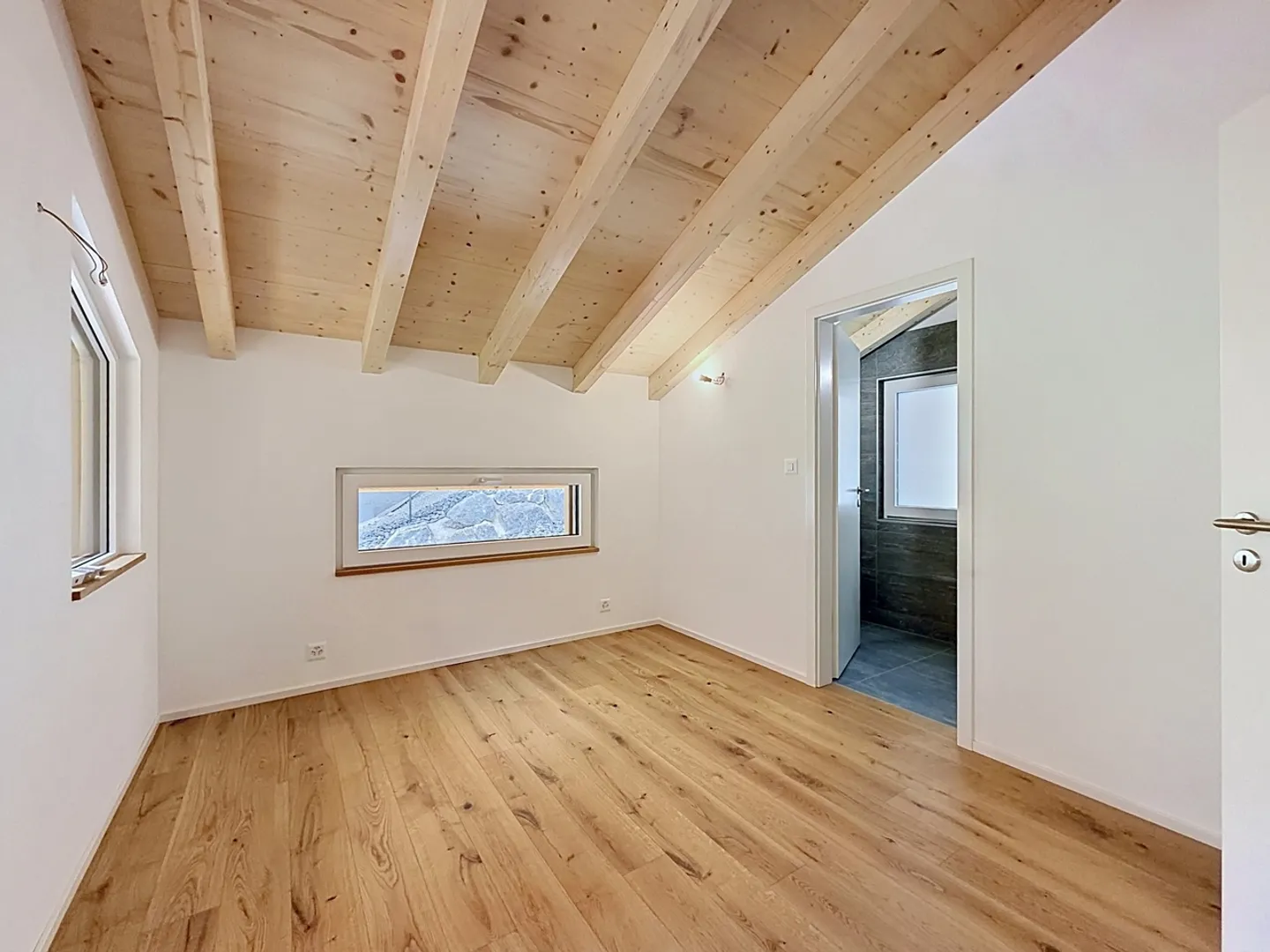 The new chalet where you live all year round, not just in winter - Photo 10 of 13