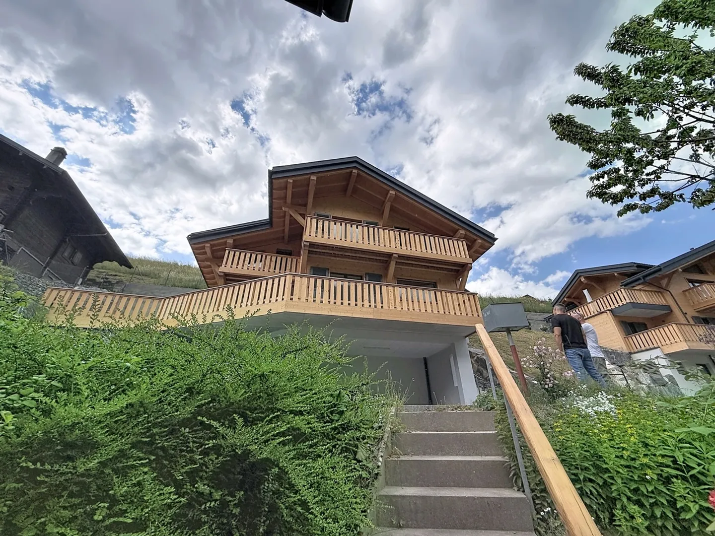 The new chalet where you live all year round, not just in winter - Photo 3 of 13