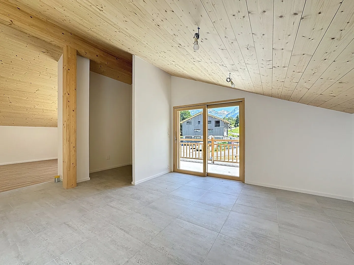 3.5 pièces de 125 m² -- Le Châble, à deux pas du centre - Foto 3 von 9