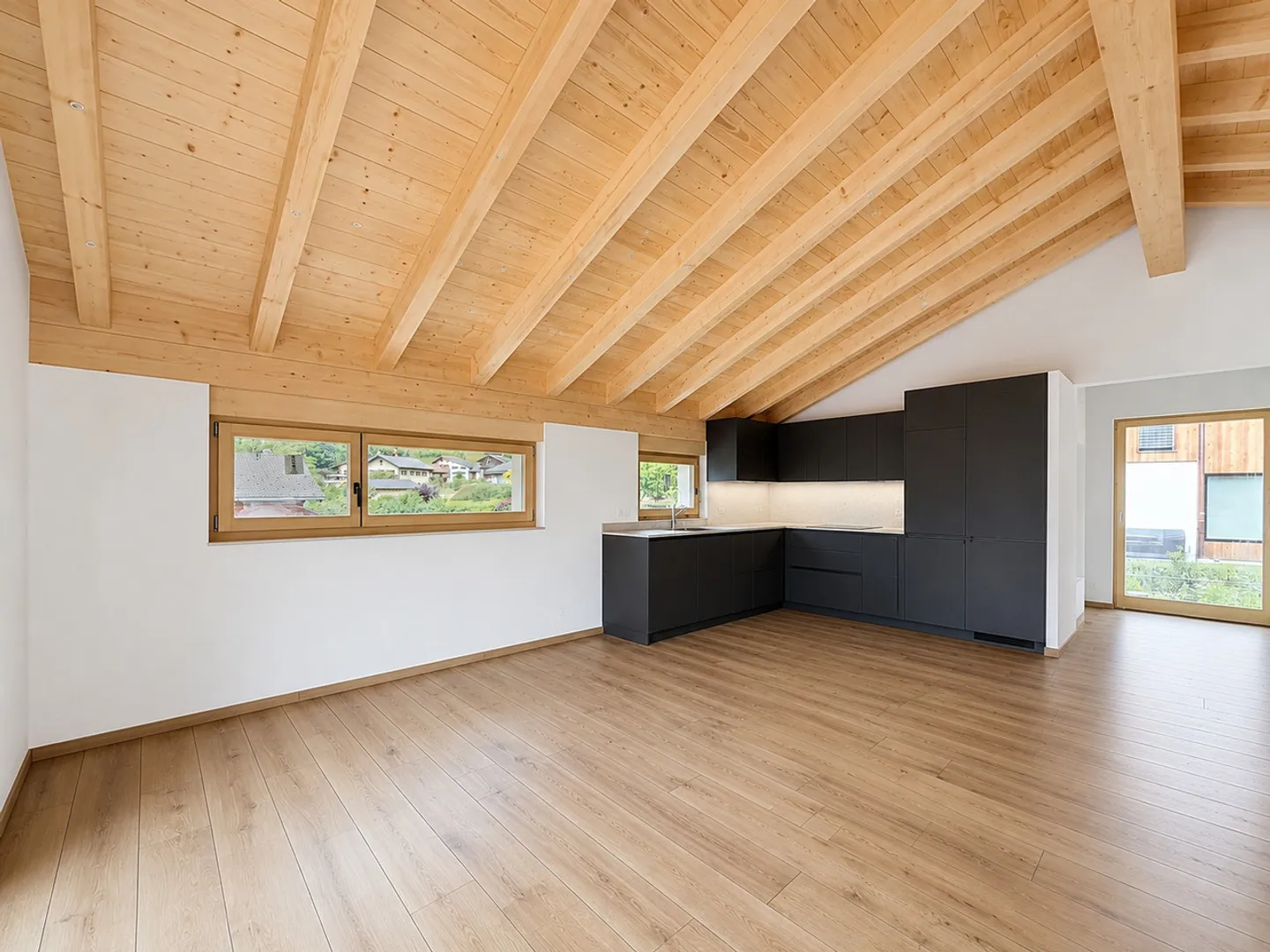 A bright, modern, alpine apartment - Photo 3 of 8