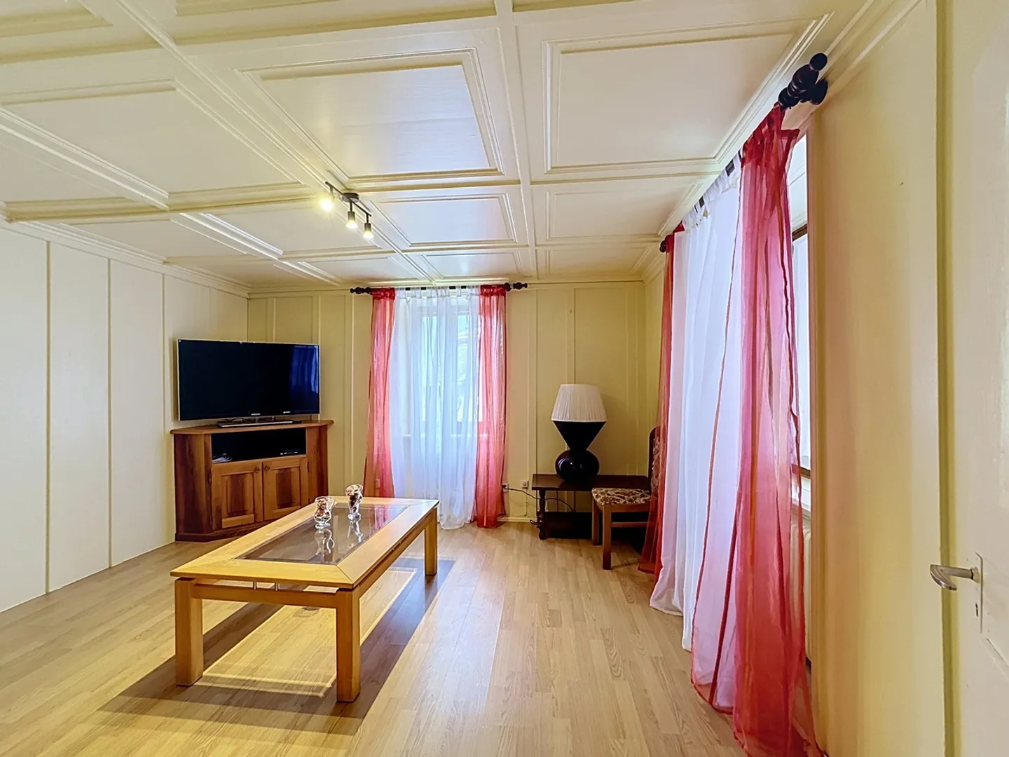 Appartement lumineux avec vue montagne - Photo 4 sur 10