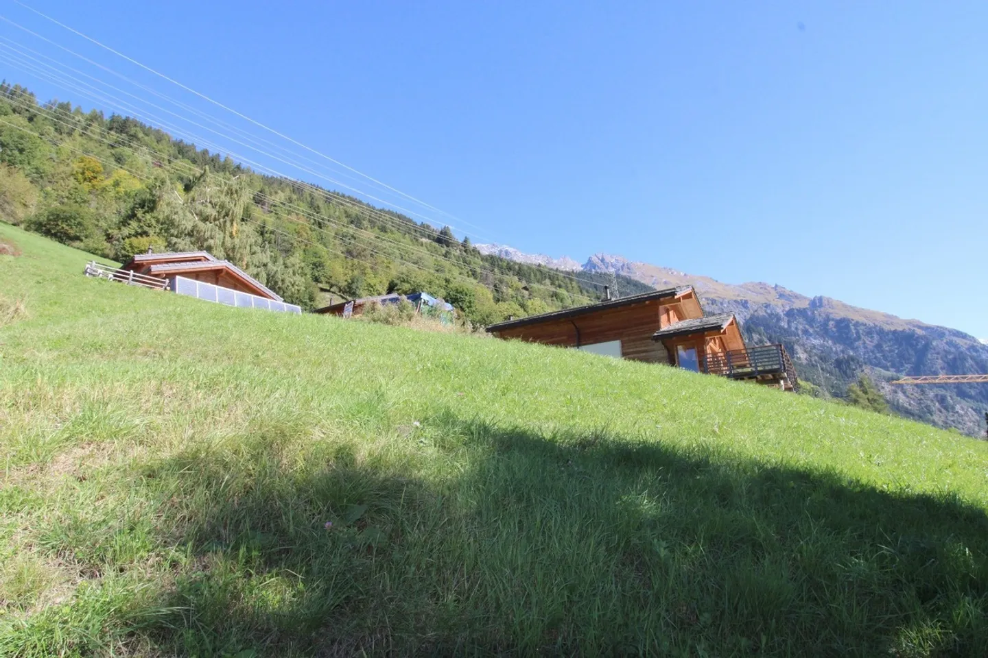 Terrain à bâtir de 459 m² à Sarreyer, vue plongeante sur la vallée - Photo 7 of 9