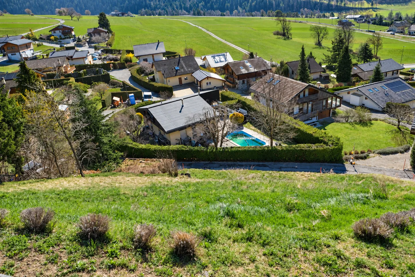 Building plot of 746 m² in Vollèges - Stunning view of Entremont - Photo 3 of 13