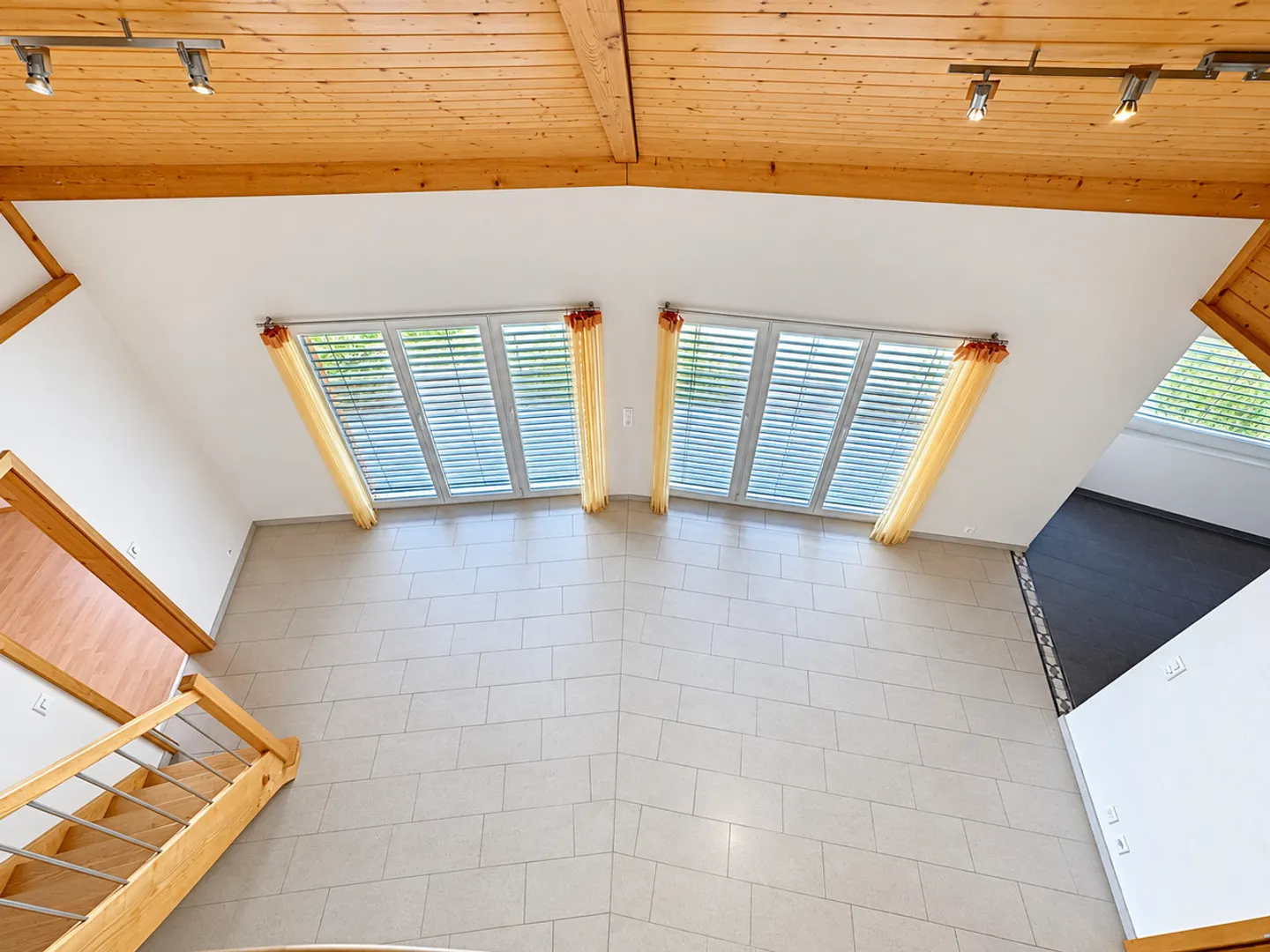 Duplex familiare a Riddes - spazio, calma e negozi a piedi - Foto 8 di 13